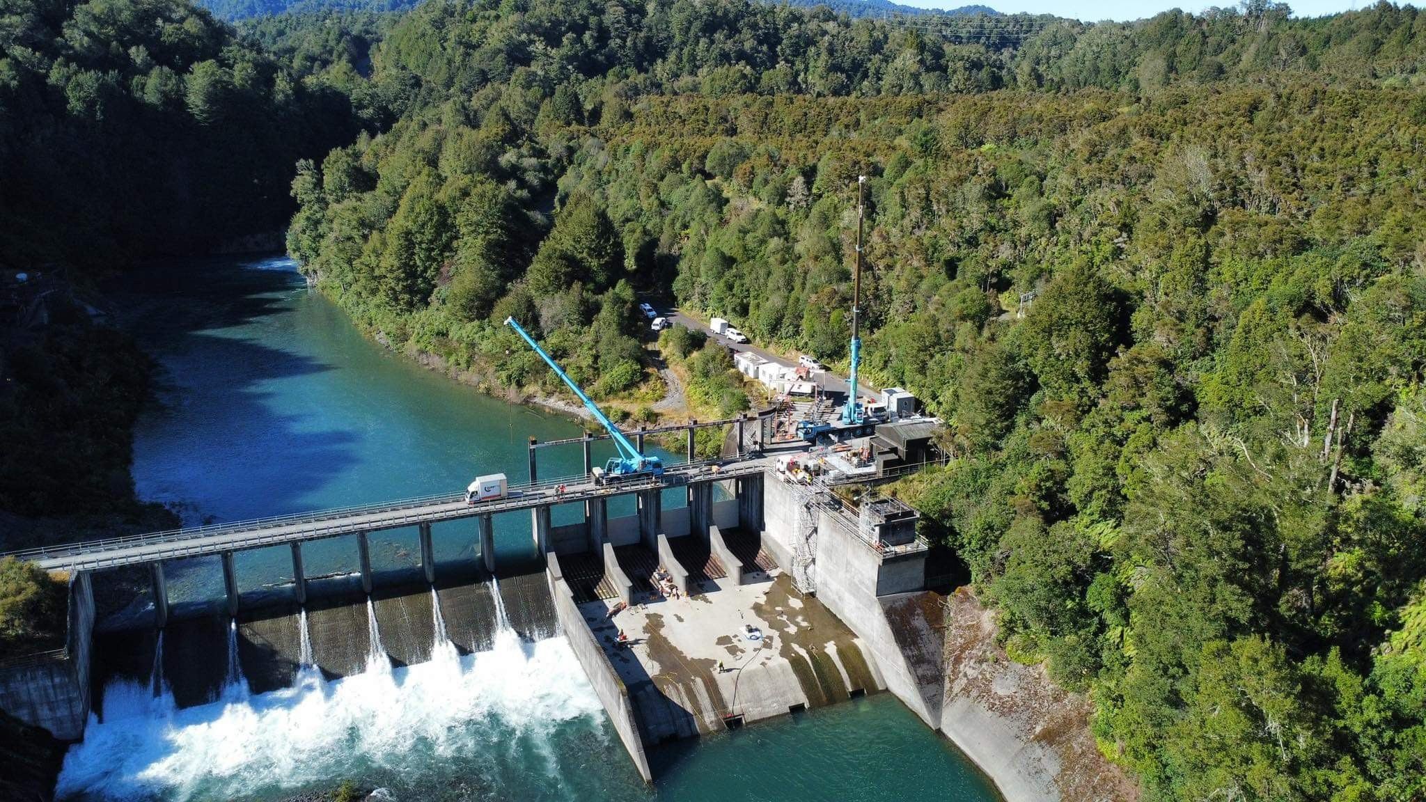 Mobile cranes working on a hydro dam project in New Zealand